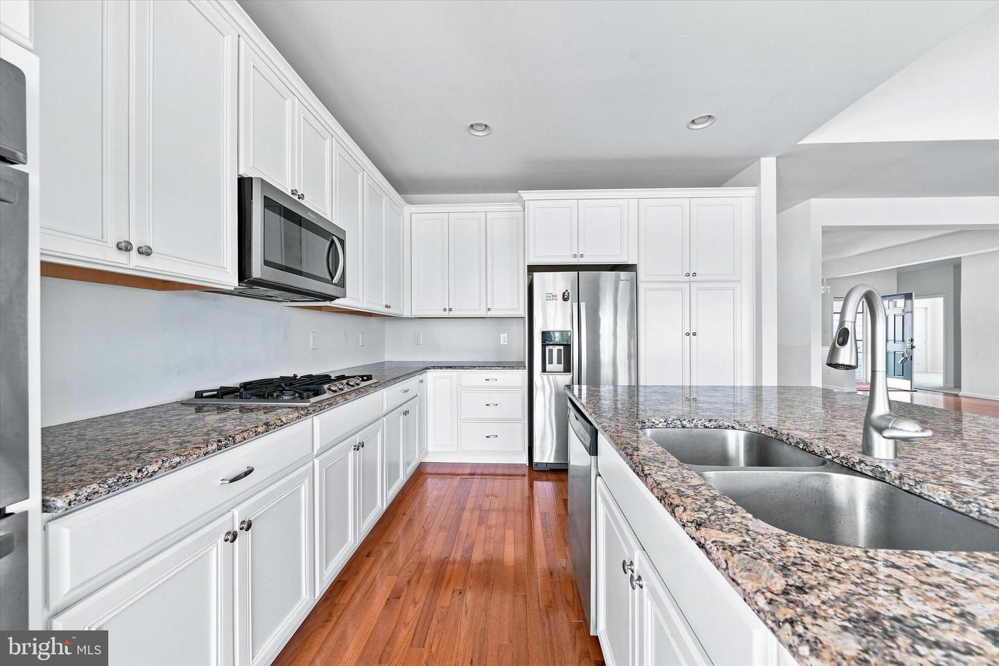 4534 Cagney Ln Property Photo 21