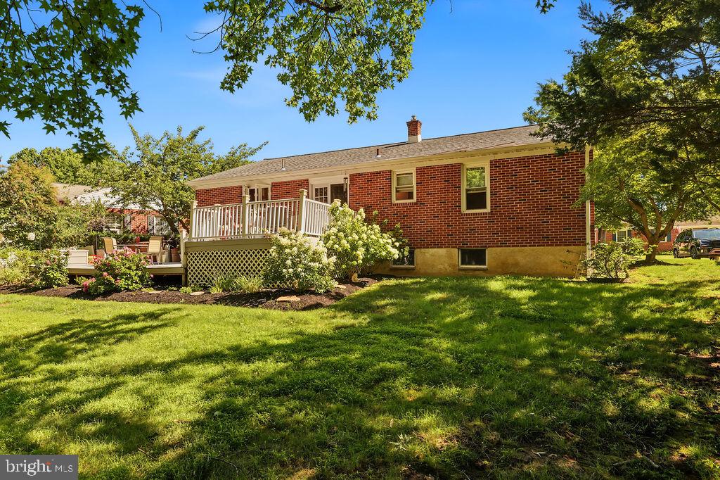 135 Casimir Dr Property Photo 9