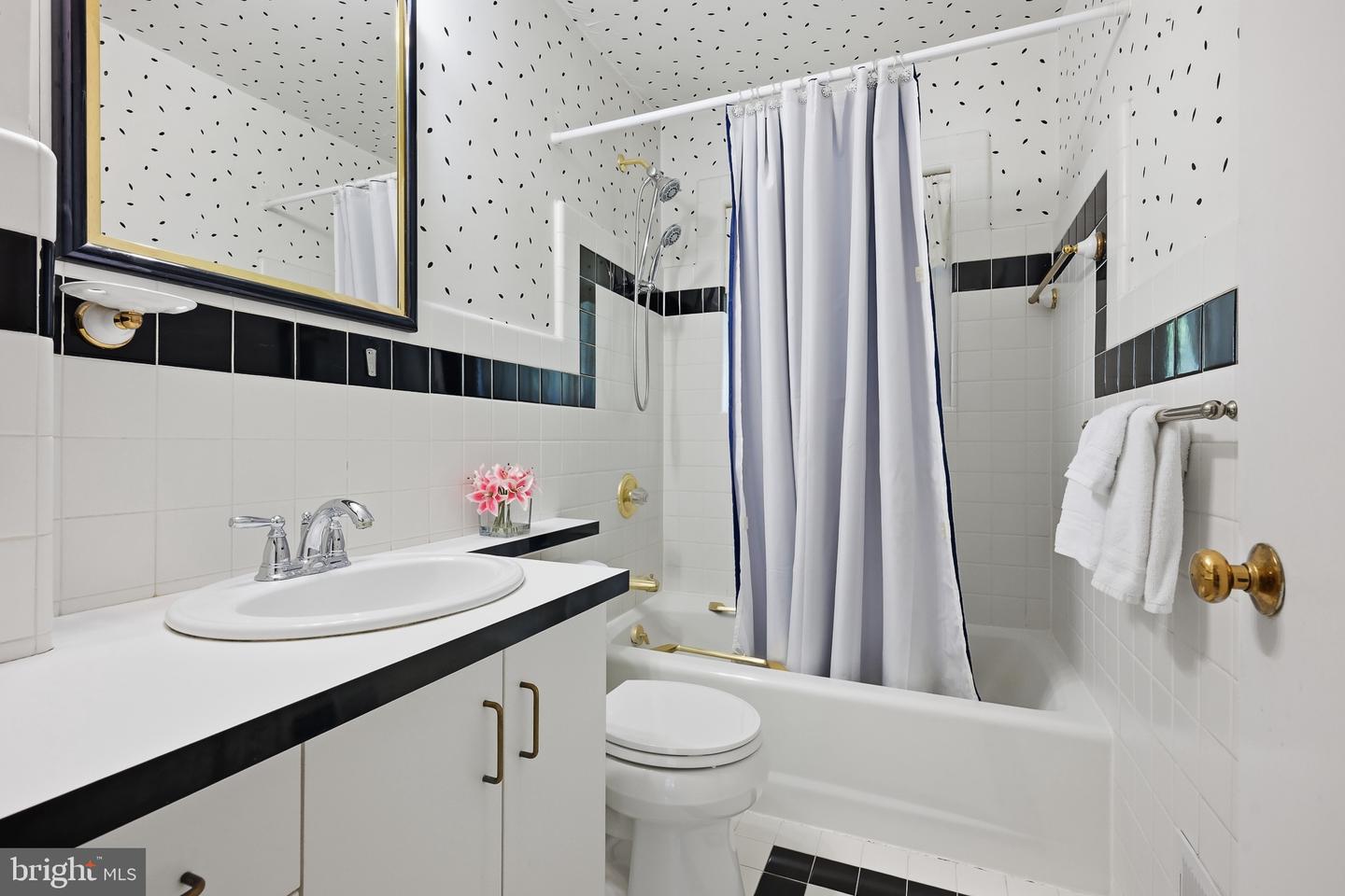11 Sturbridge Dr Property Photo 24
