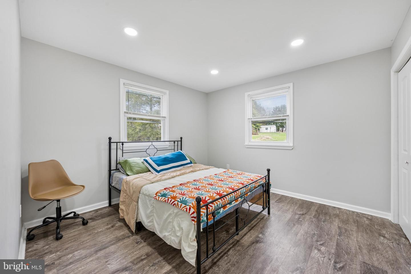 2 Gina Dr Property Photo 14