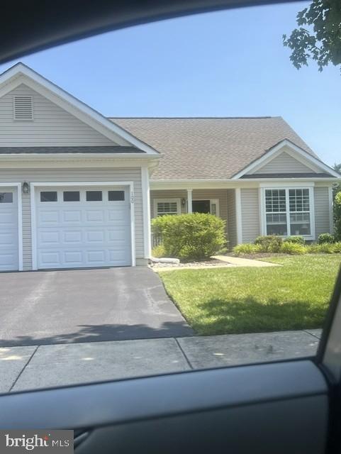 100 Dawn Ct Property Photo 1