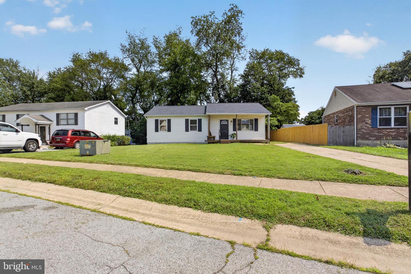 5 Dorsey Ln Property Photo 3