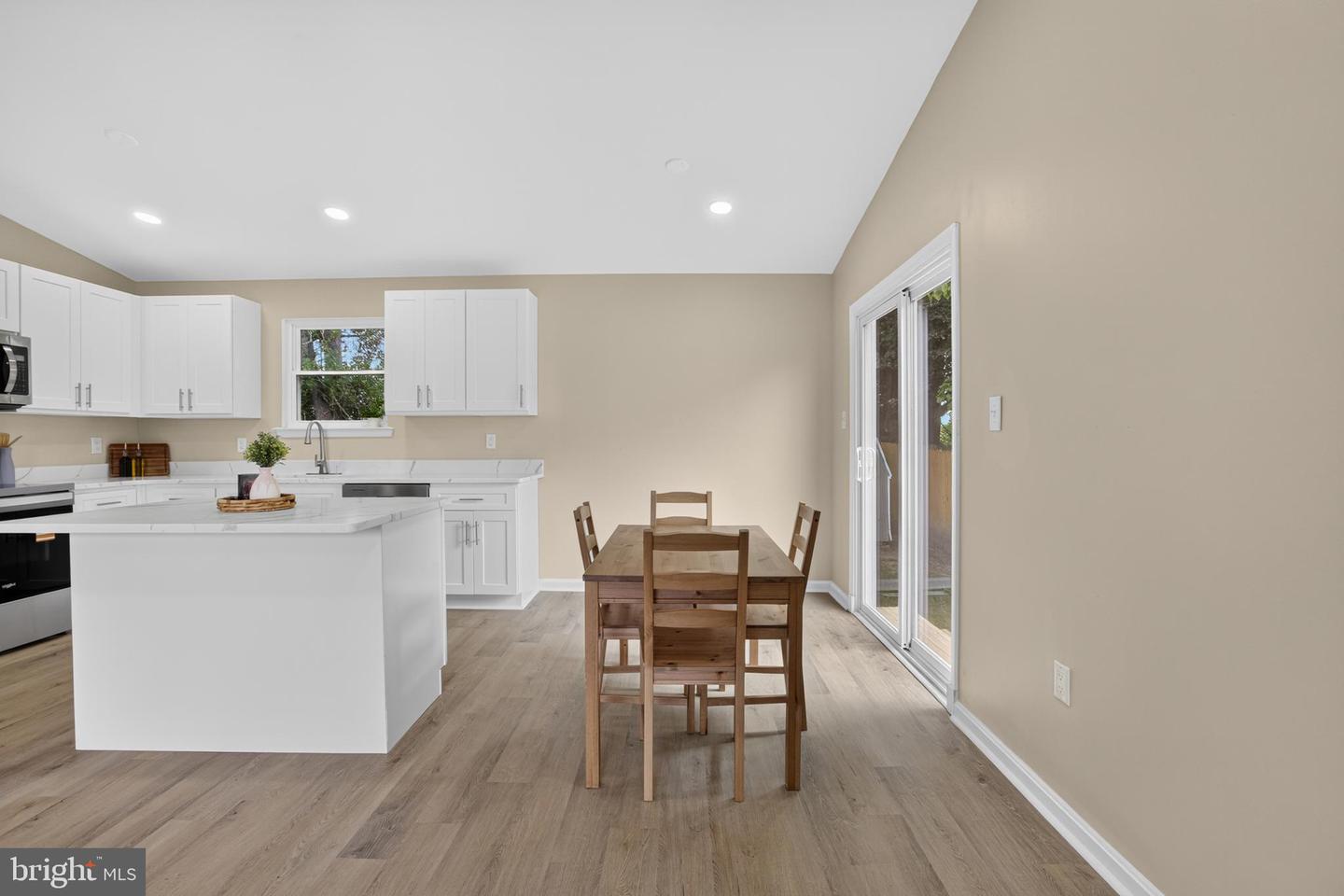5 Dorsey Ln Property Photo 12