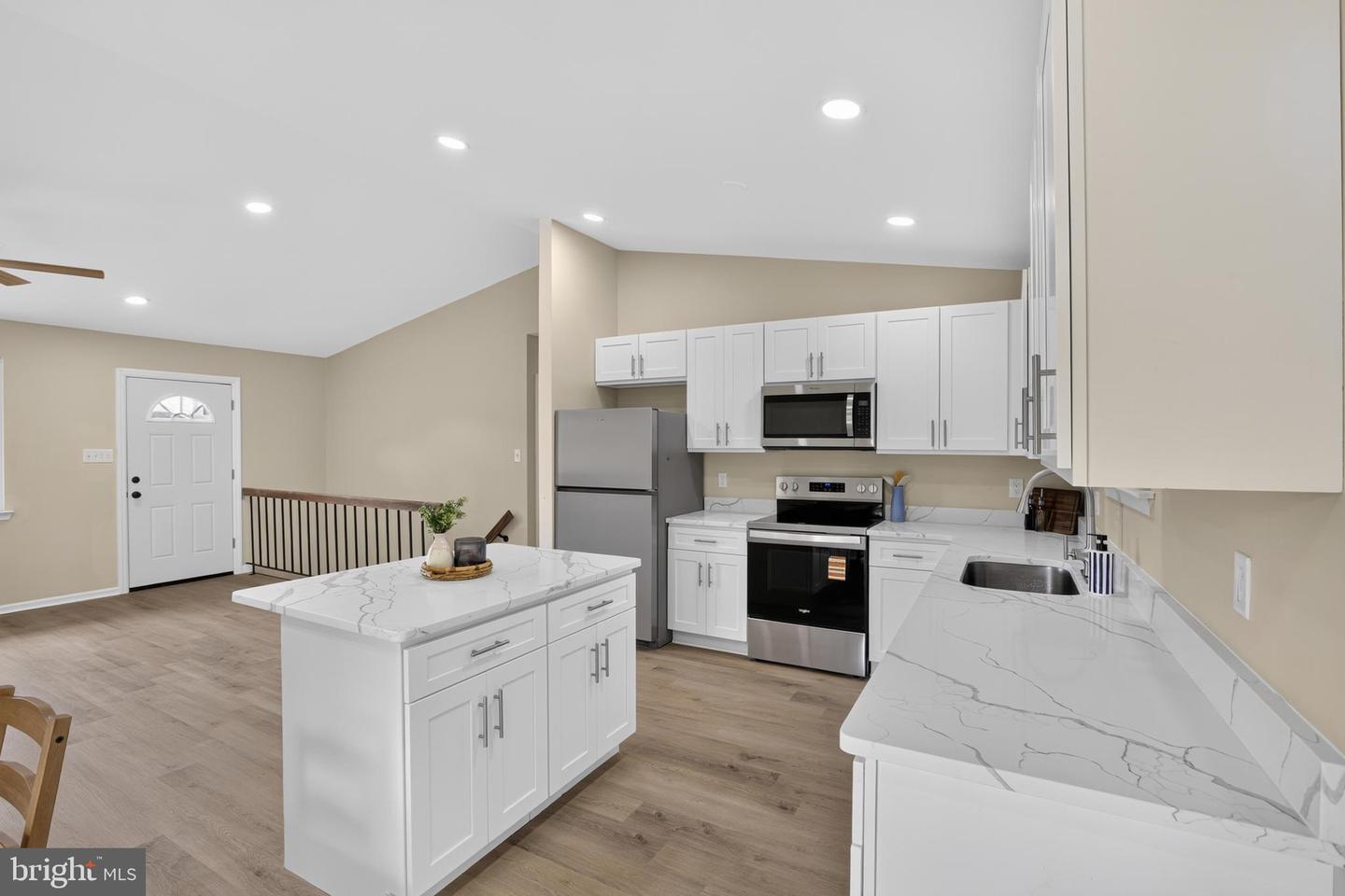 5 Dorsey Ln Property Photo 14
