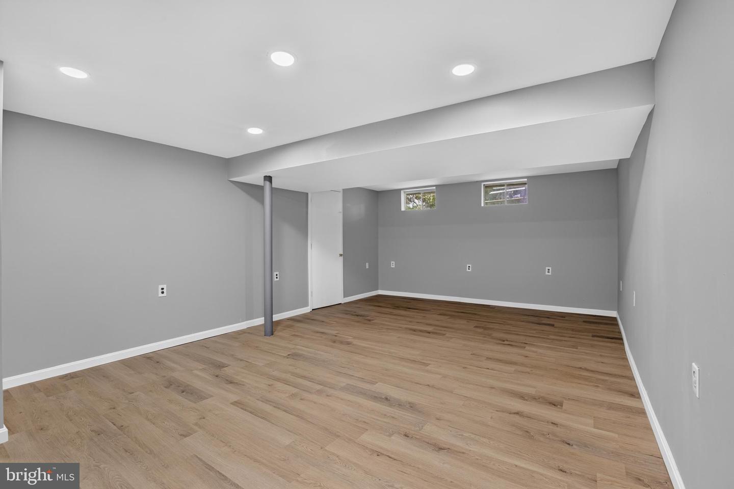 5 Dorsey Ln Property Photo 27