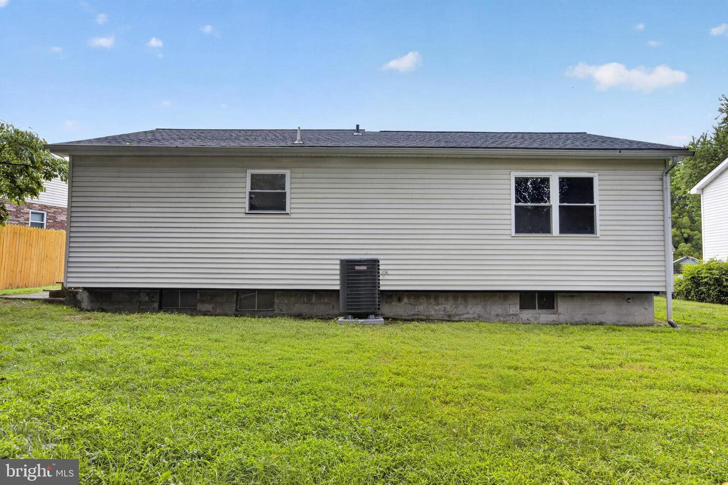 5 Dorsey Ln Property Photo 42