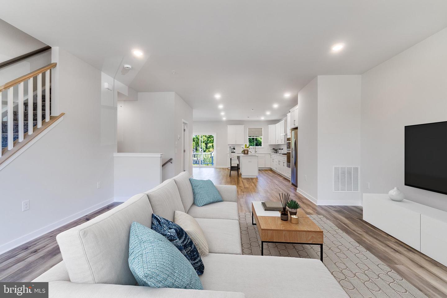 6607 Harko Dr Property Photo 10