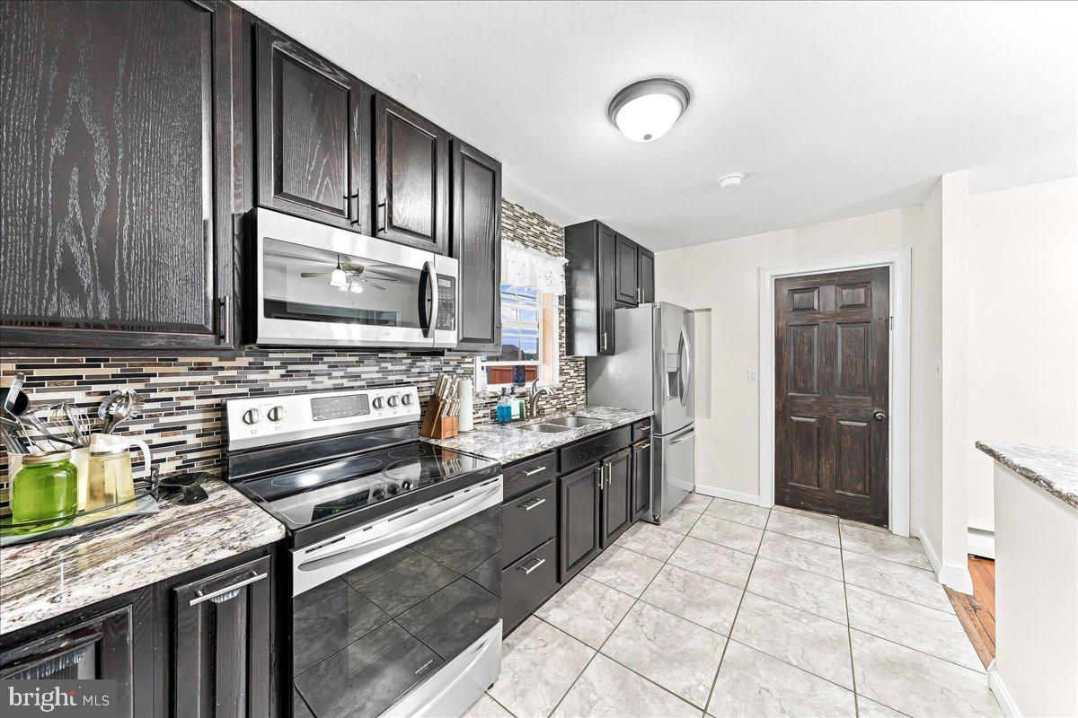 2311 Hammond Pl Property Photo 11