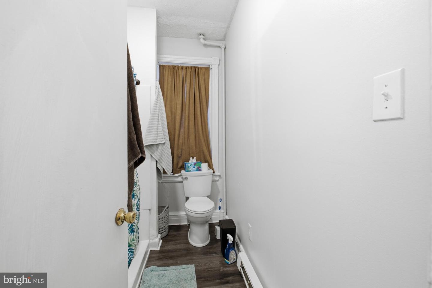 209 N Broom St Property Photo 9