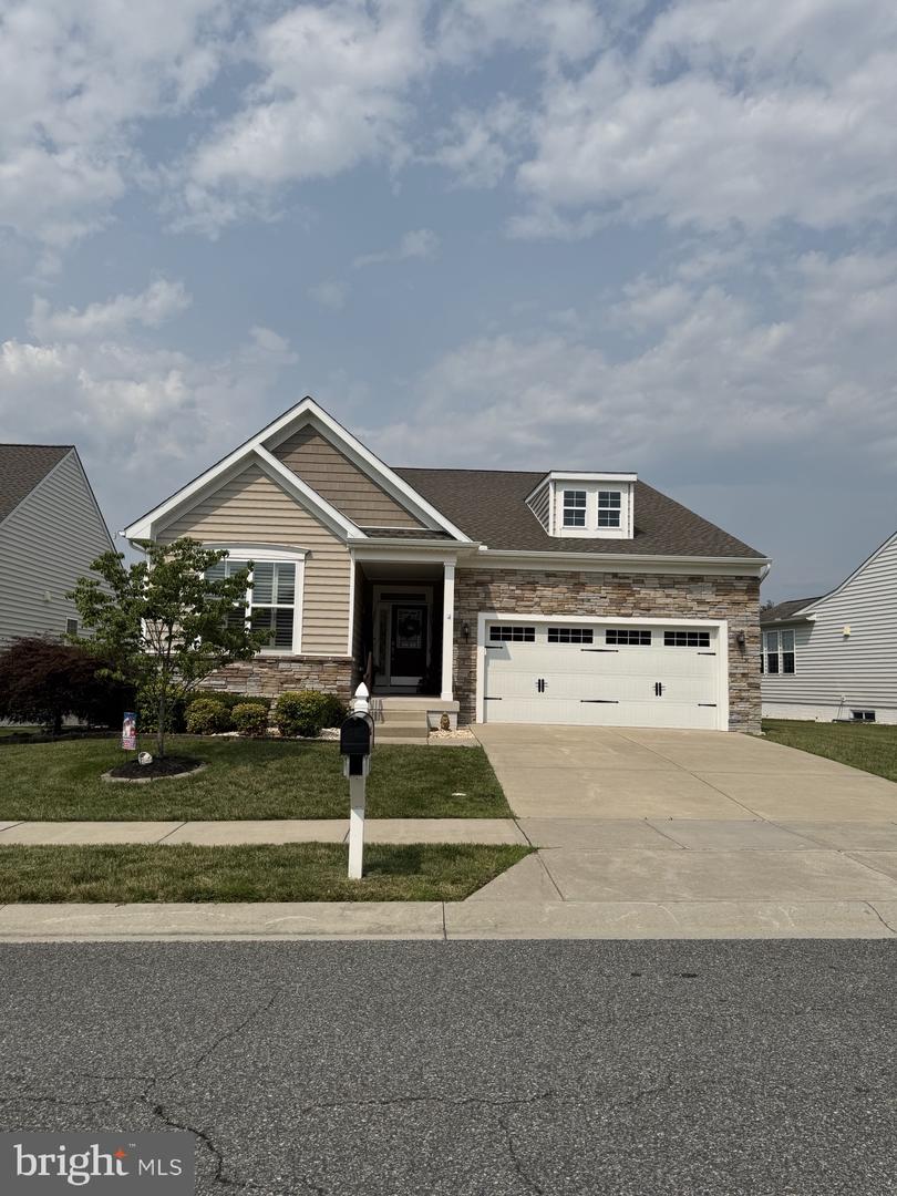 171 Silver Maple Rd Property Photo 2