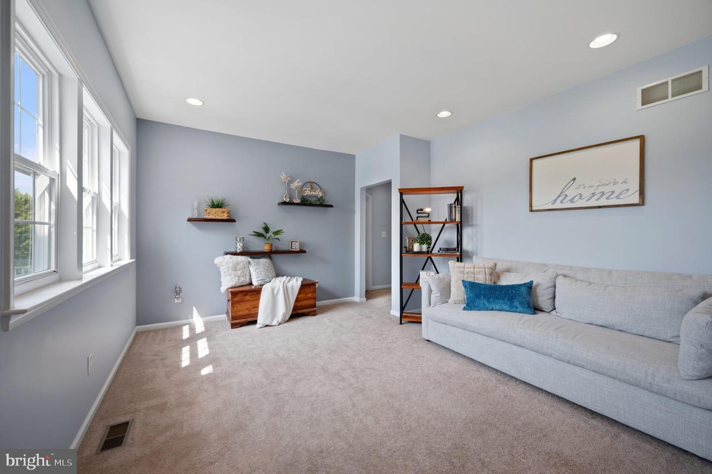 711 Sloop Ct Property Photo 27