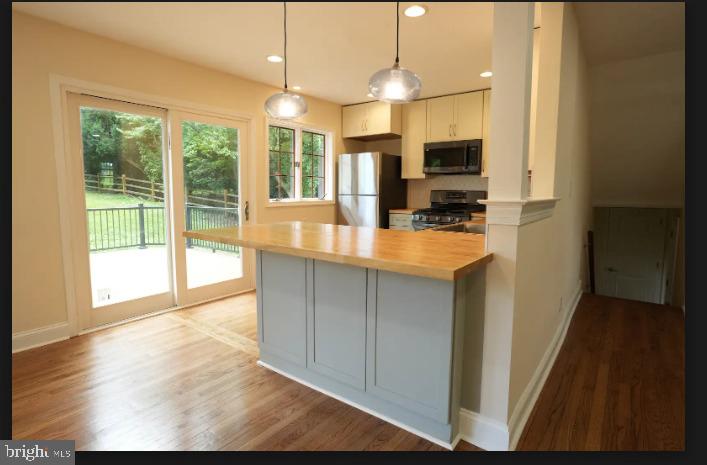 2 Snuff Mill Property Photo 8