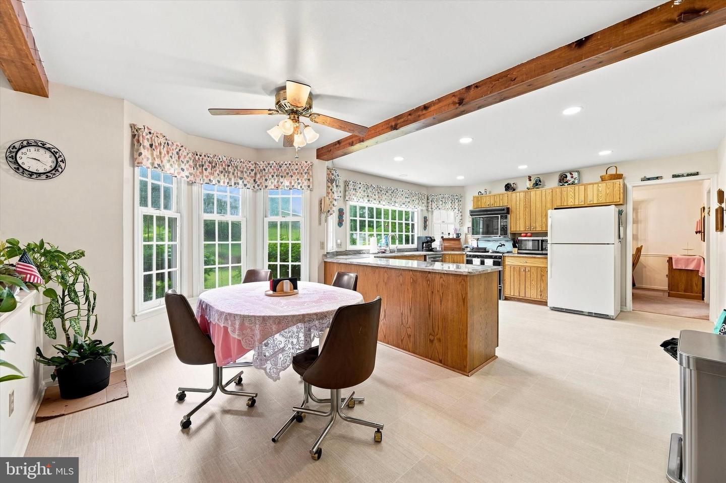 4 Moss Ct Property Photo 10