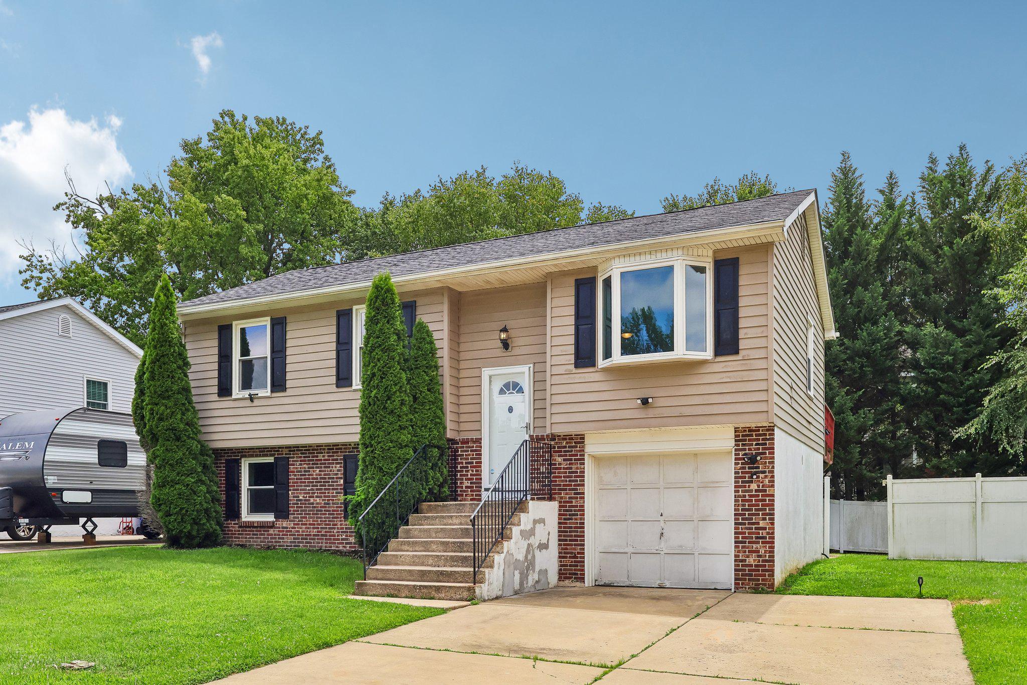 36 Garvey Ln Property Photo 2