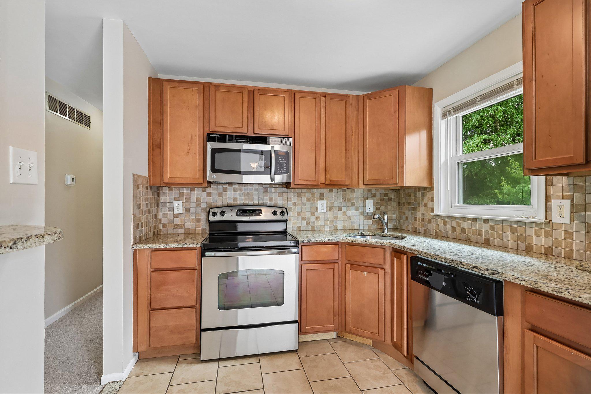 36 Garvey Ln Property Photo 11
