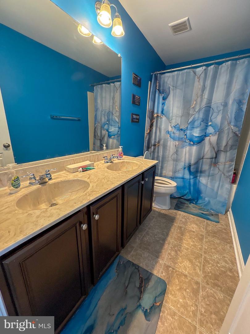 764 Ashington Dr Property Photo 95
