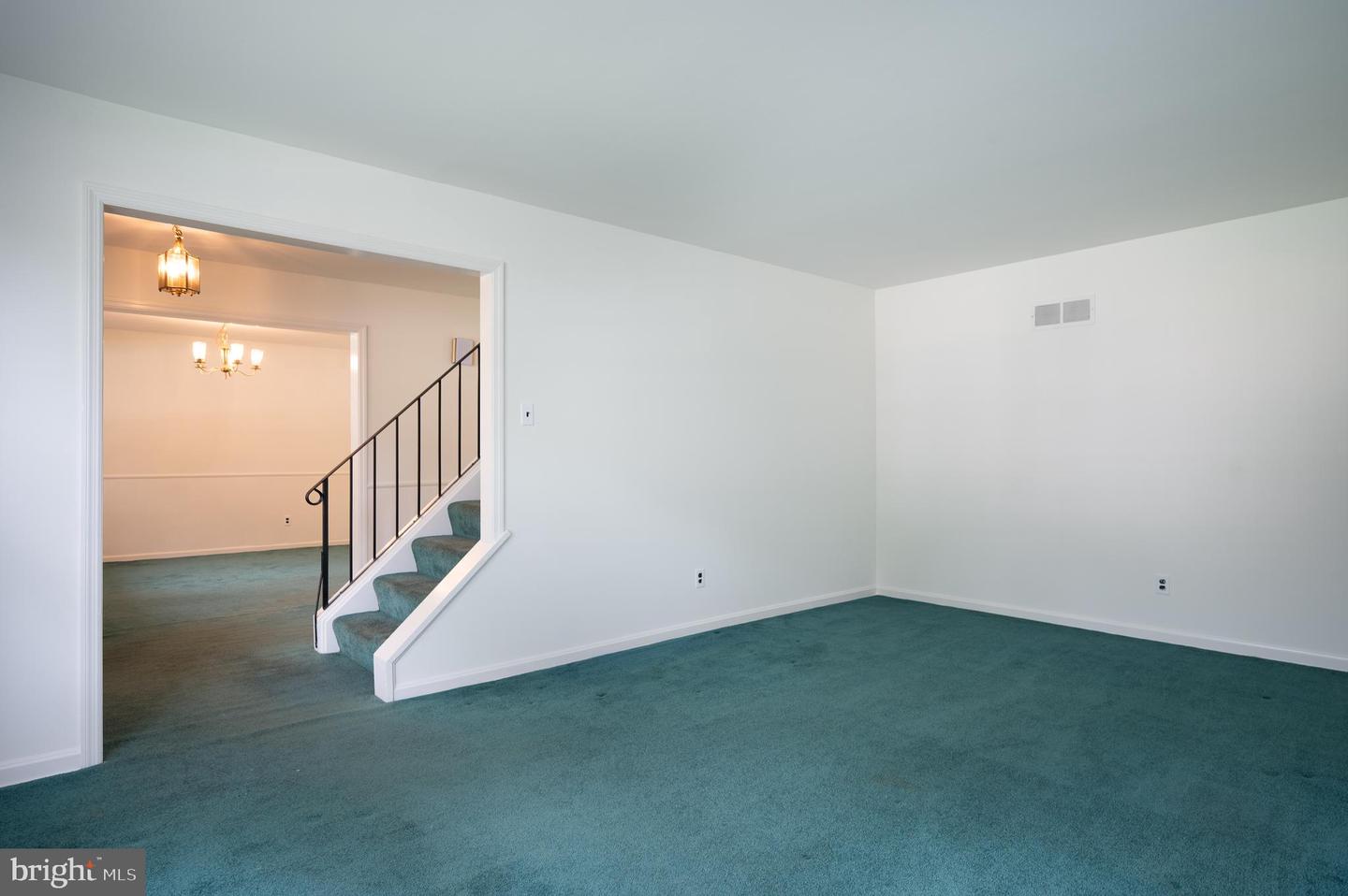 3320 S Rockfield Dr Property Photo 5