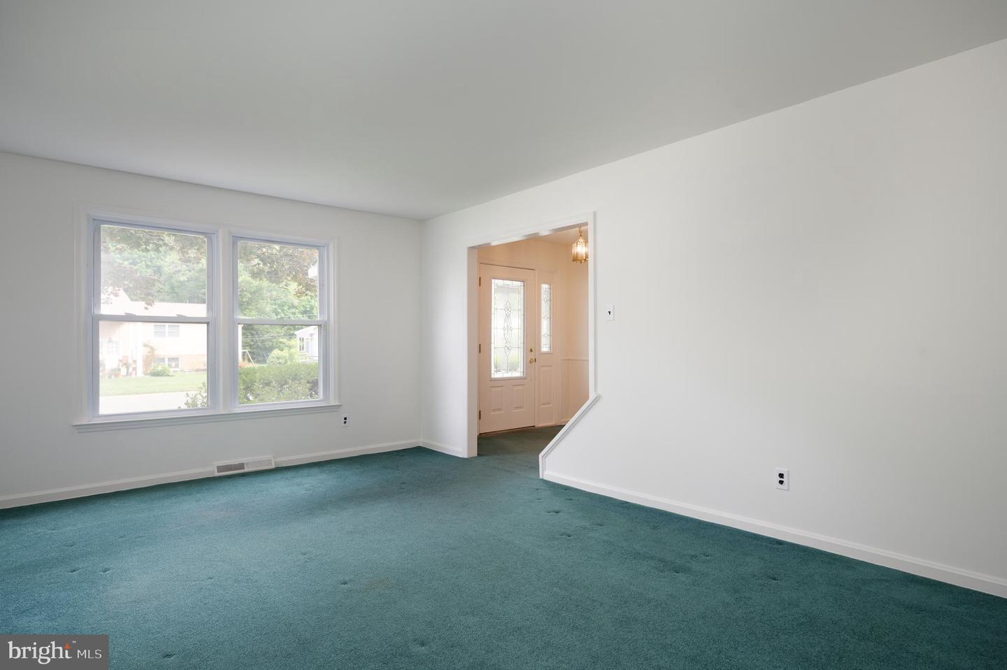 3320 S Rockfield Dr Property Photo 6