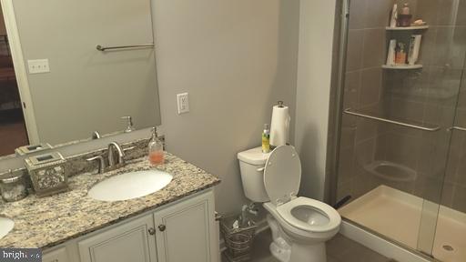 949 Manor Avenue N Property Photo 19