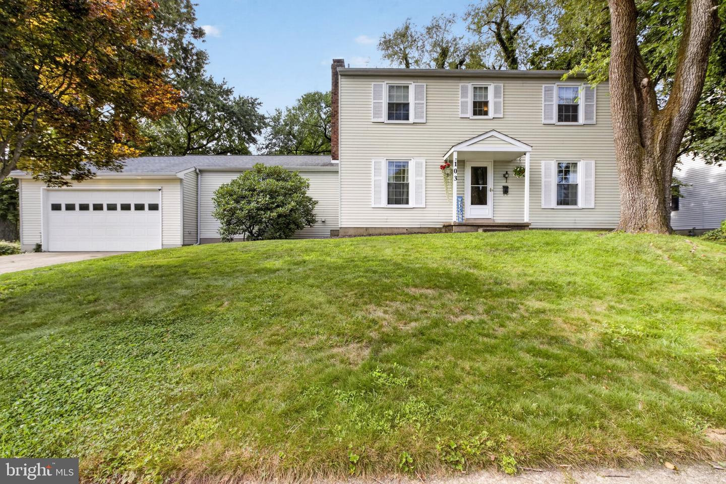103 Meriden Dr Property Photo 1