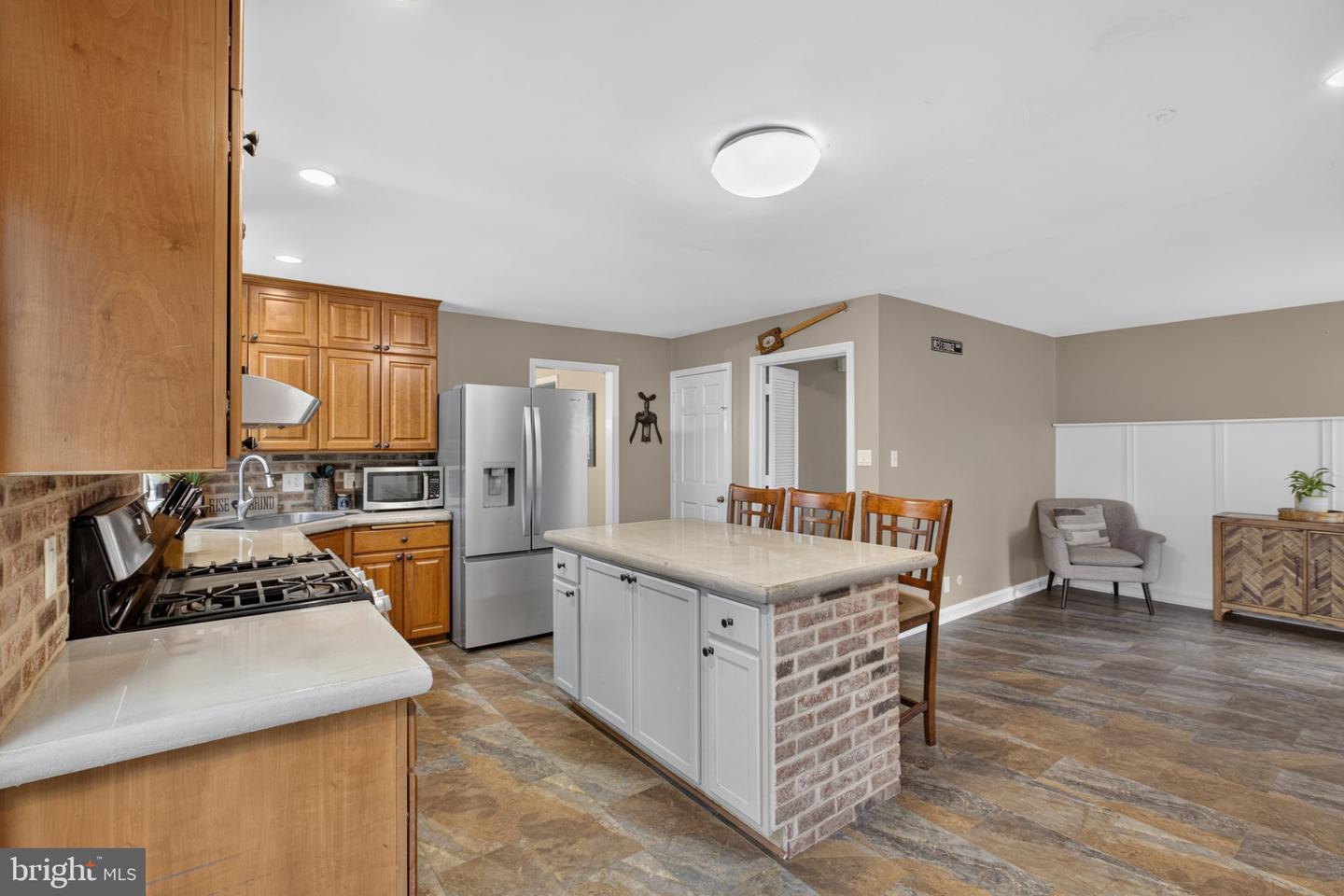 103 Meriden Dr Property Photo 12