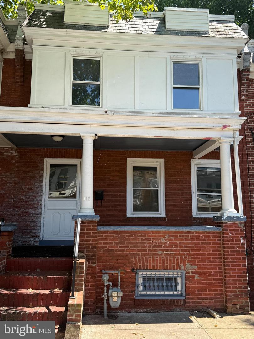 116 N Clayton St Property Photo 1