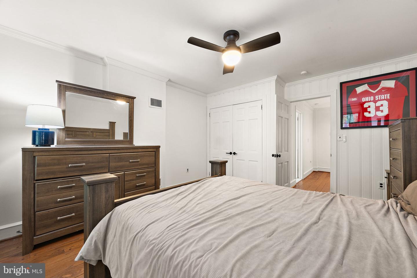 925 Lovering Ave Property Photo 14