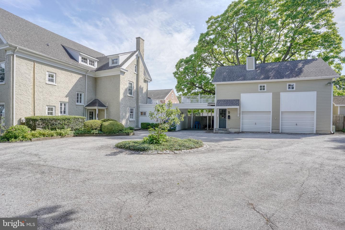 112 The Strand Property Photo 14