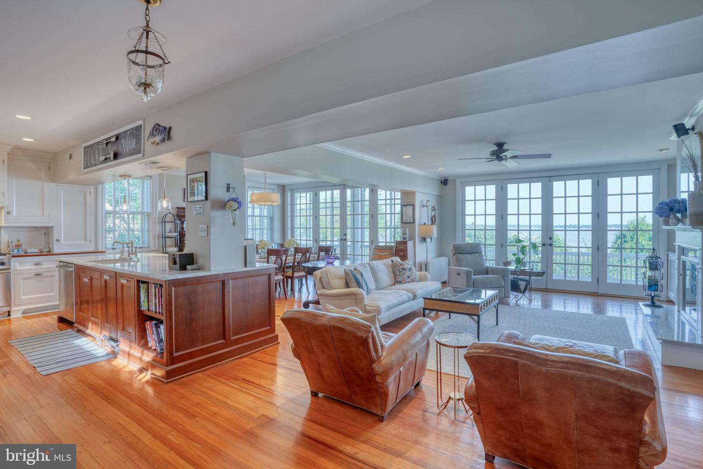 112 The Strand Property Photo 29
