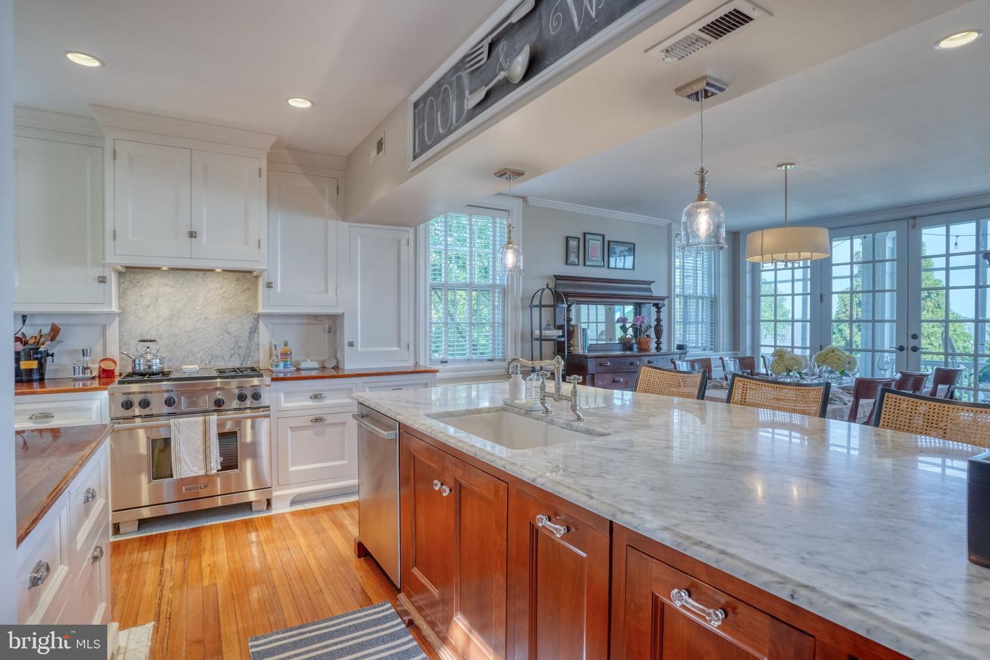112 The Strand Property Photo 35