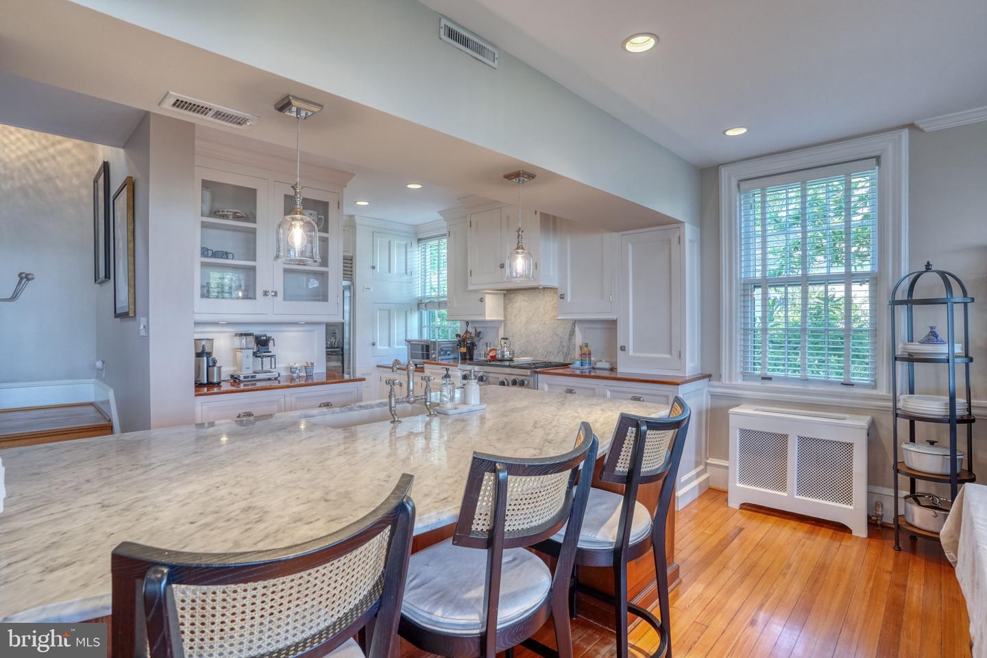 112 The Strand Property Photo 40