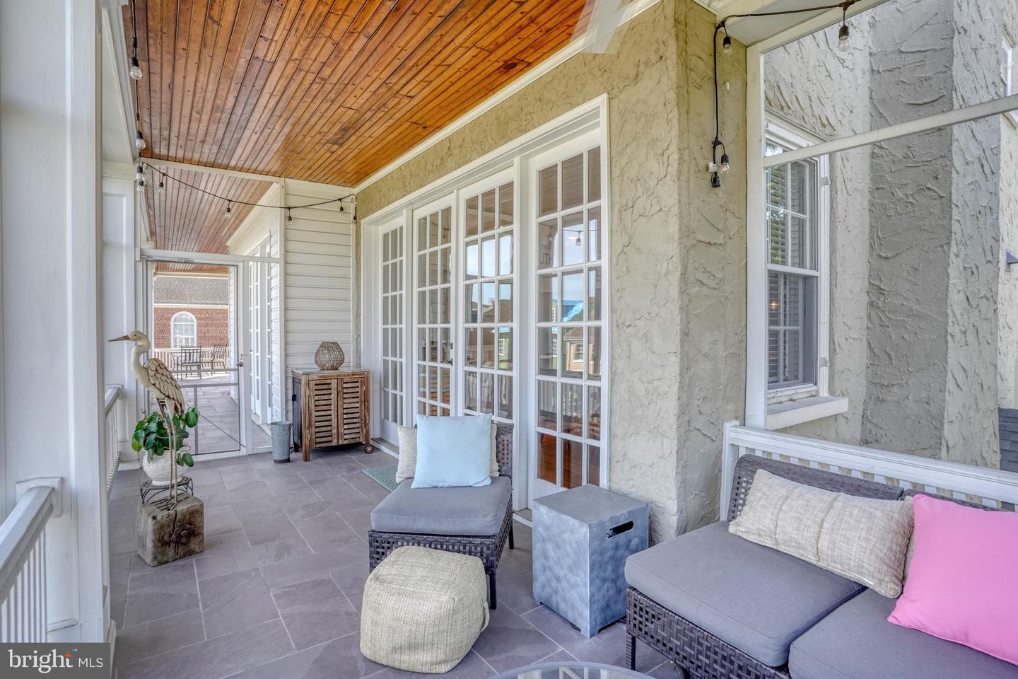 112 The Strand Property Photo 45