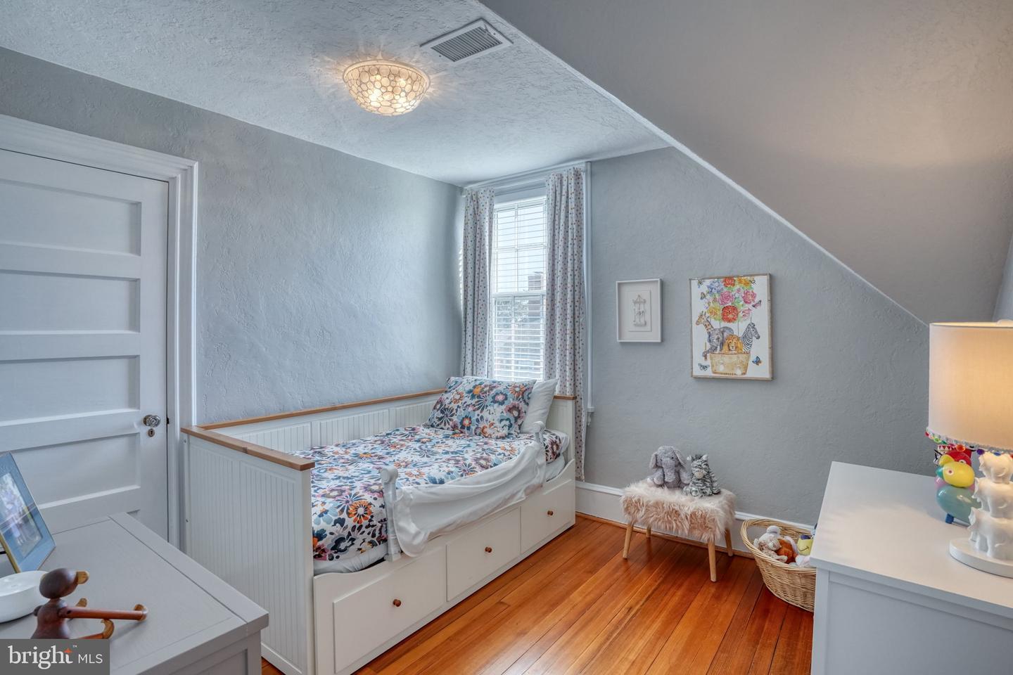 112 The Strand Property Photo 69