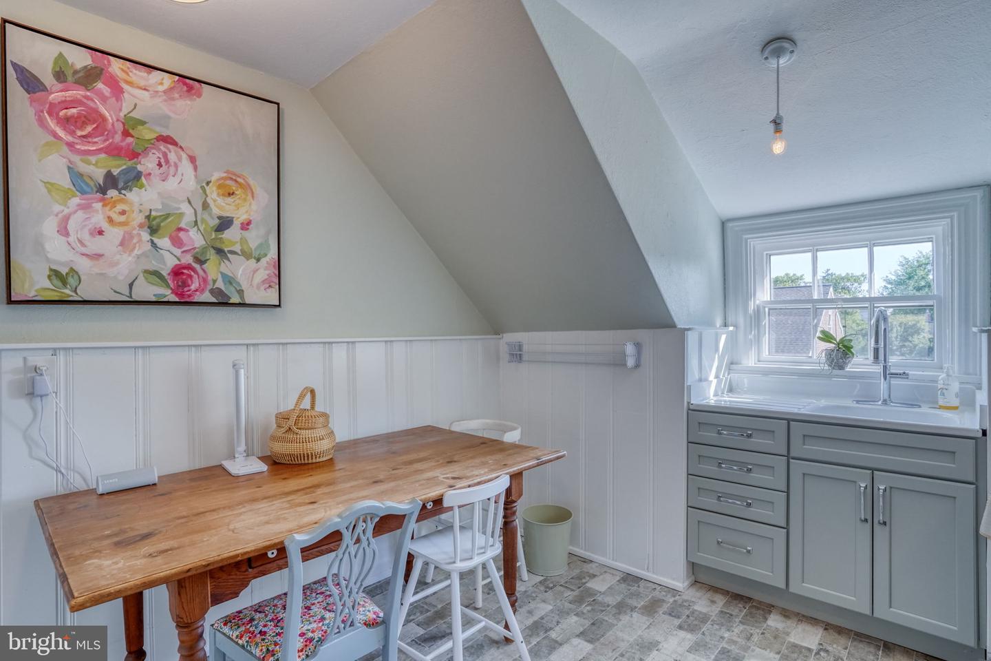 112 The Strand Property Photo 73