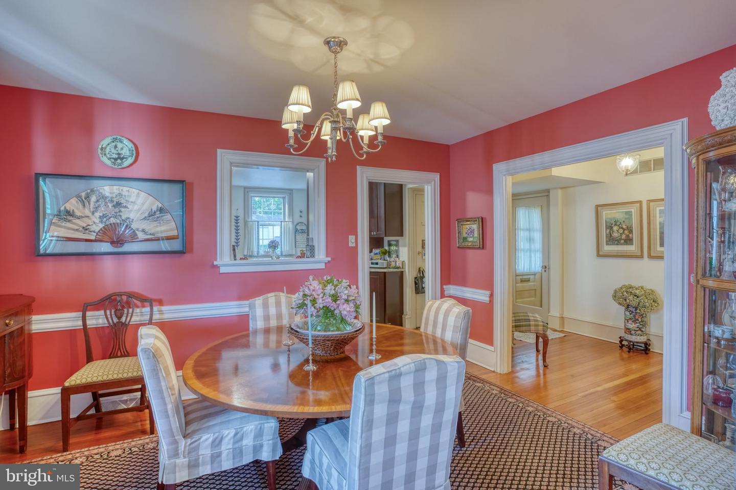 112 The Strand Property Photo 77