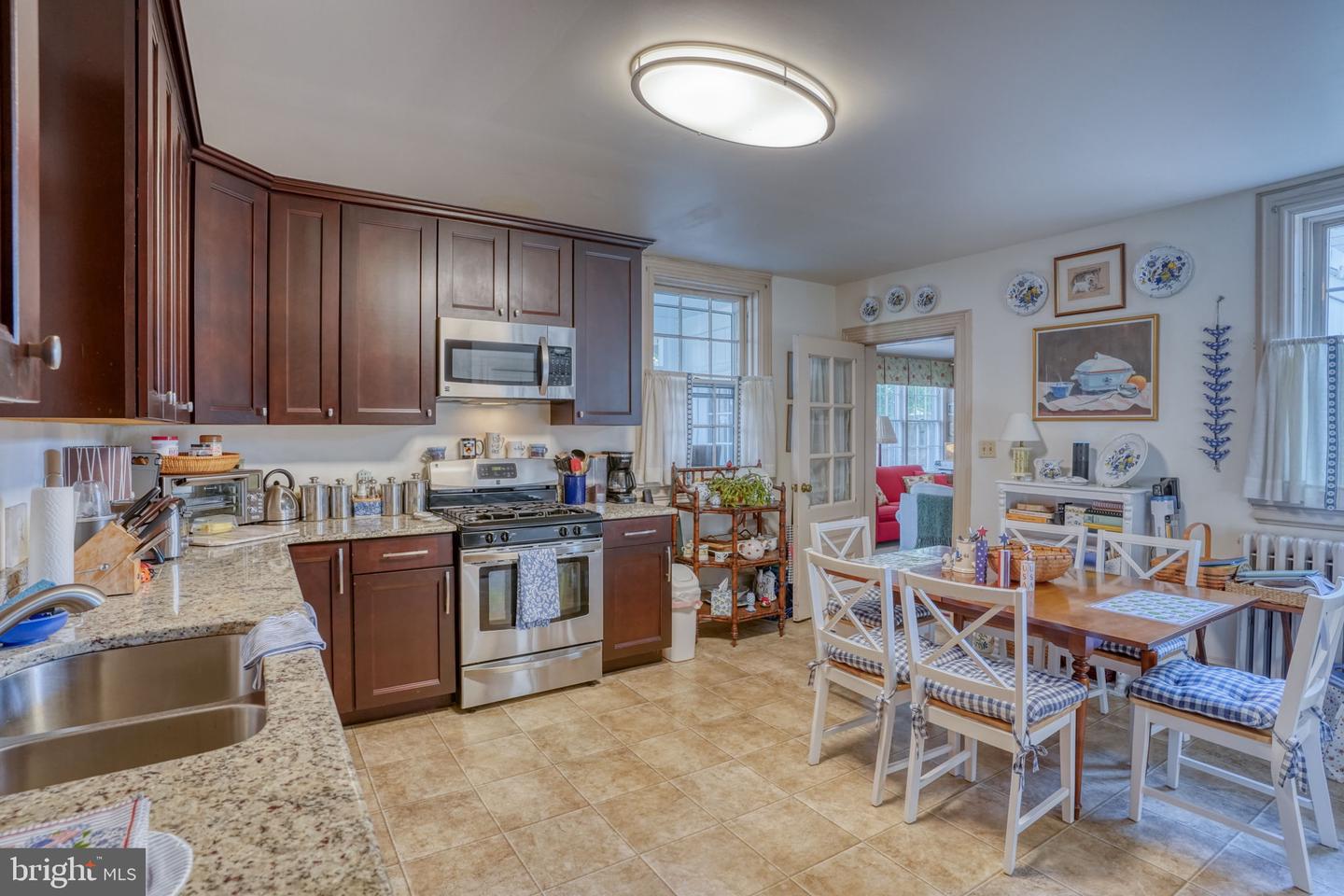 112 The Strand Property Photo 80