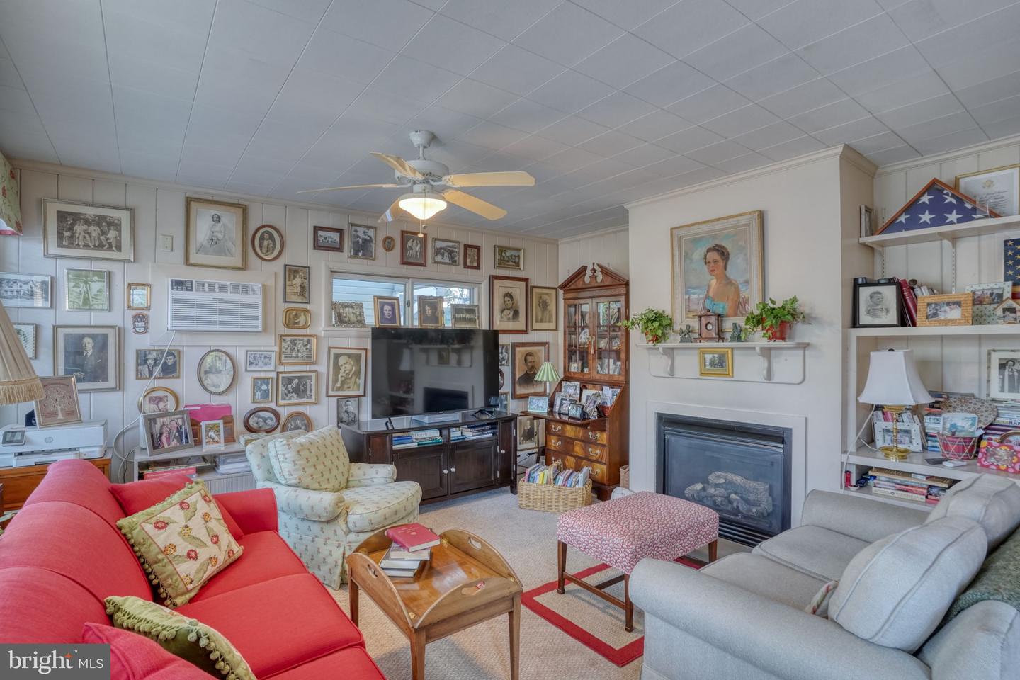 112 The Strand Property Photo 84
