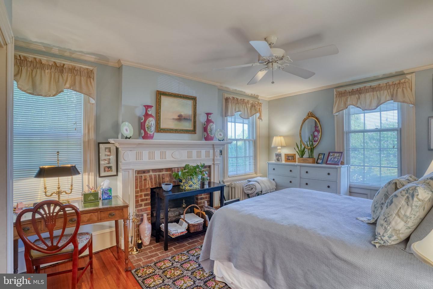 112 The Strand Property Photo 91