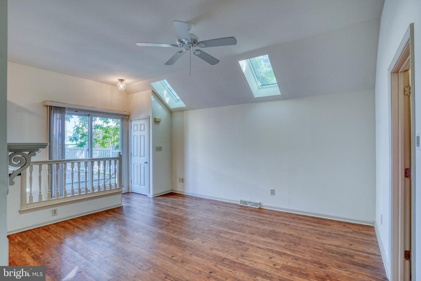 112 The Strand Property Photo 97
