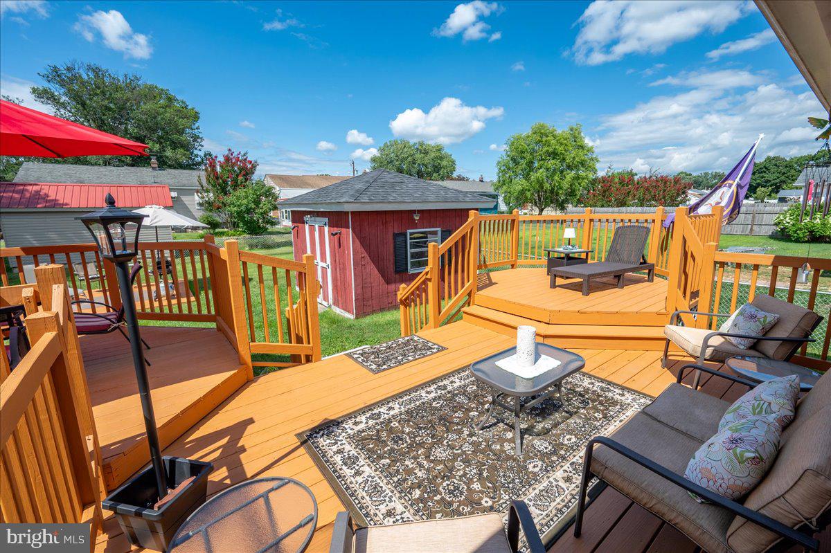 1619 Windsor Ave Property Photo 11