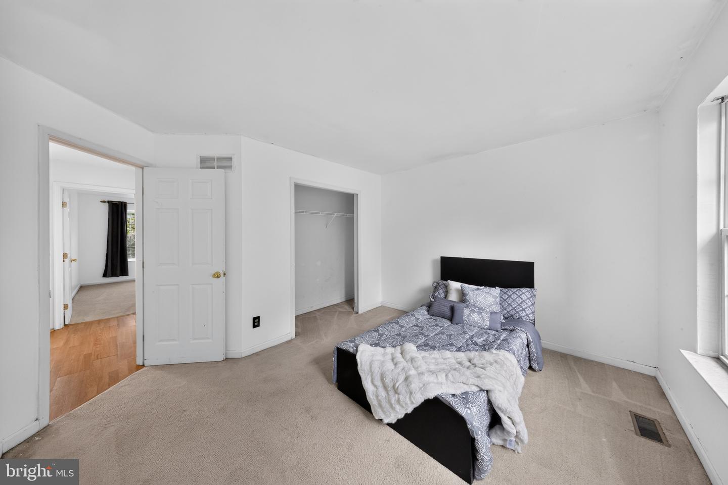 38 Montague Rd Property Photo 26