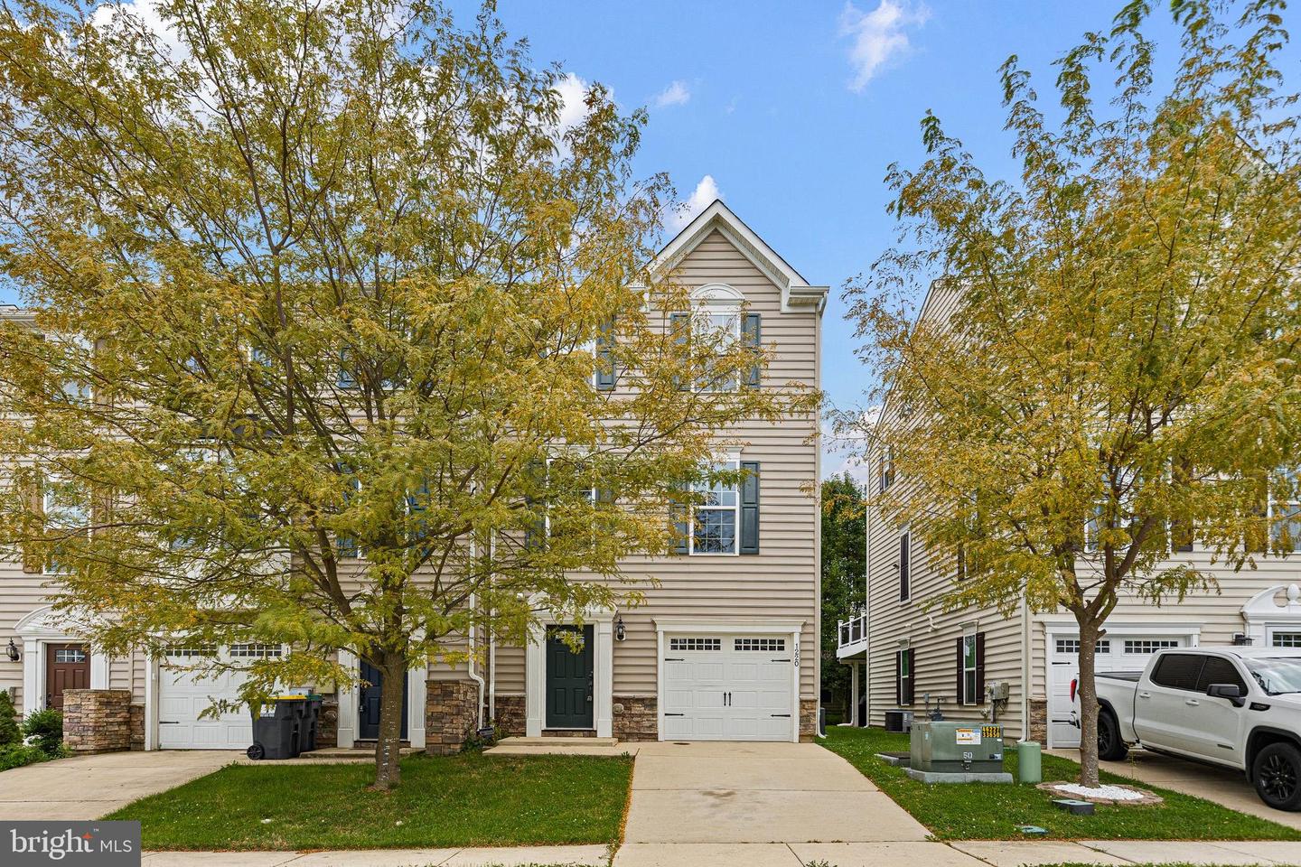1220 Carrick Ct Property Photo 1