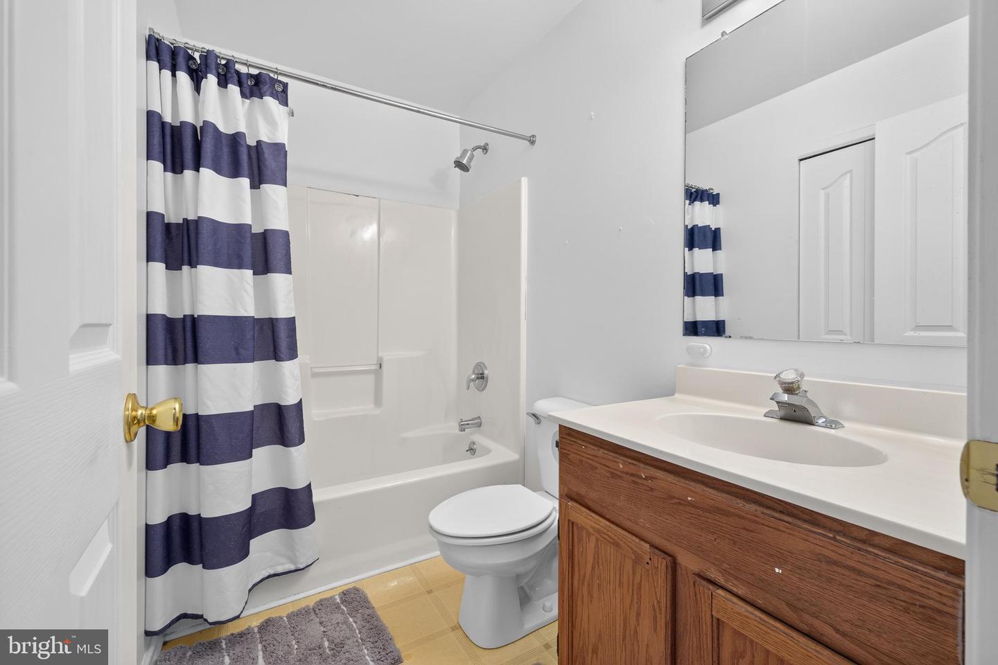 1006 Anchorage St Property Photo 11