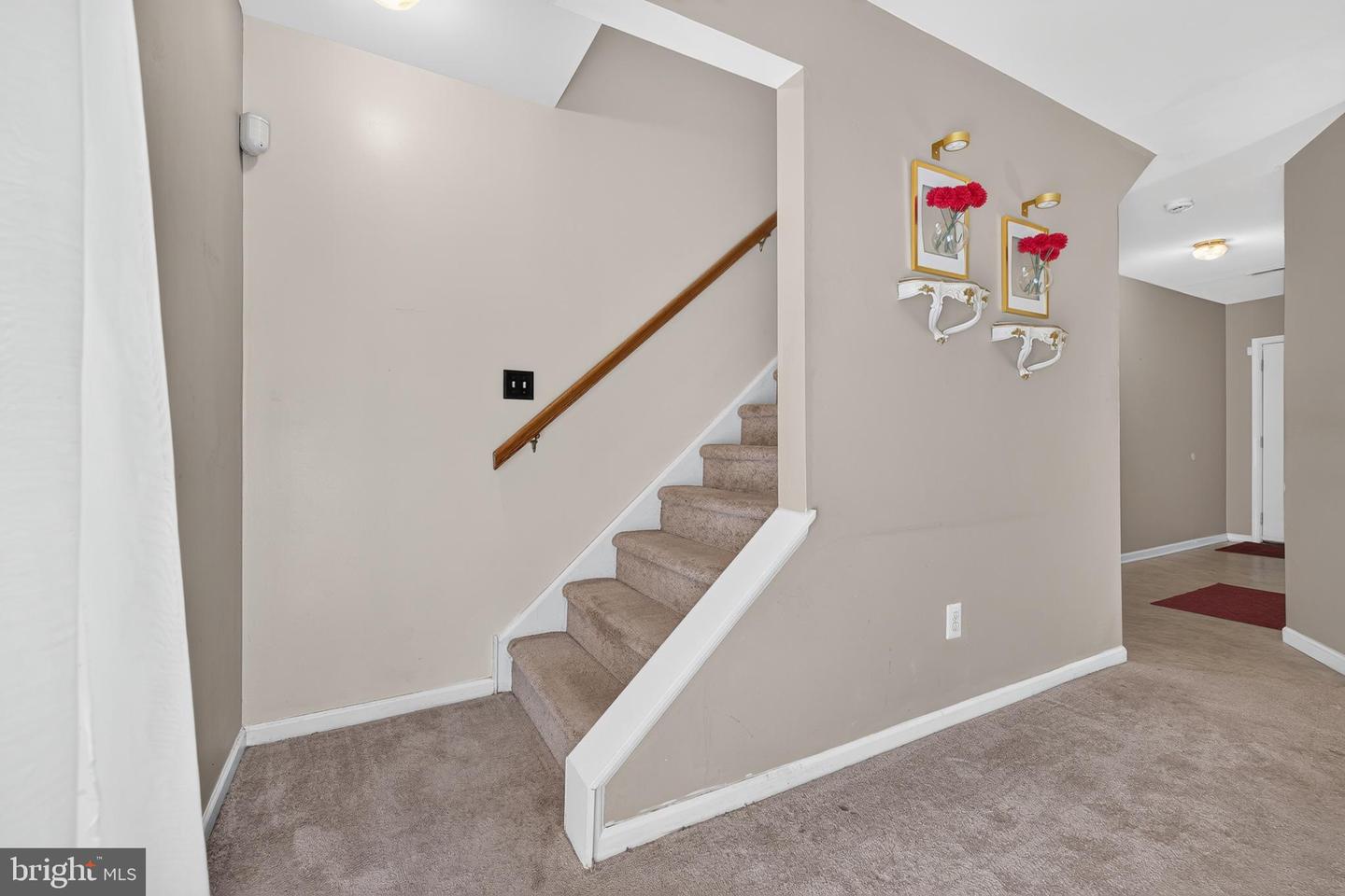 1006 Anchorage St Property Photo 15