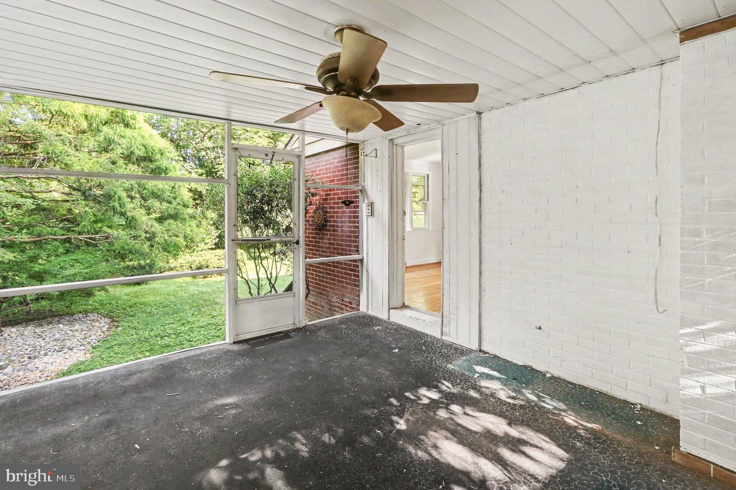 1202 Hillside Blvd Property Photo 17