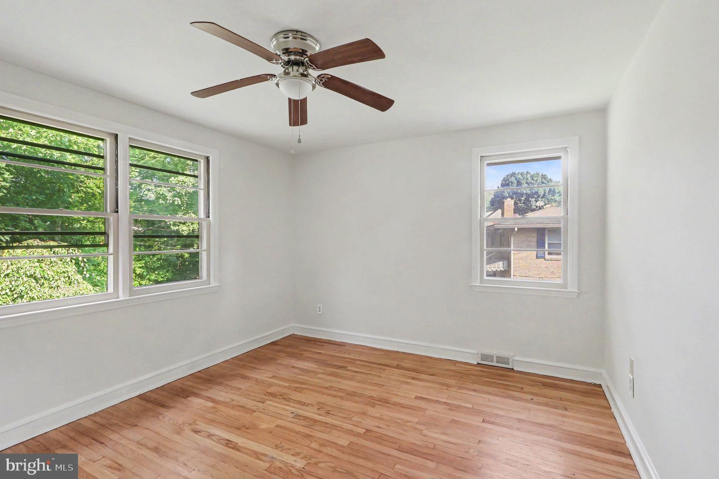1202 Hillside Blvd Property Photo 26