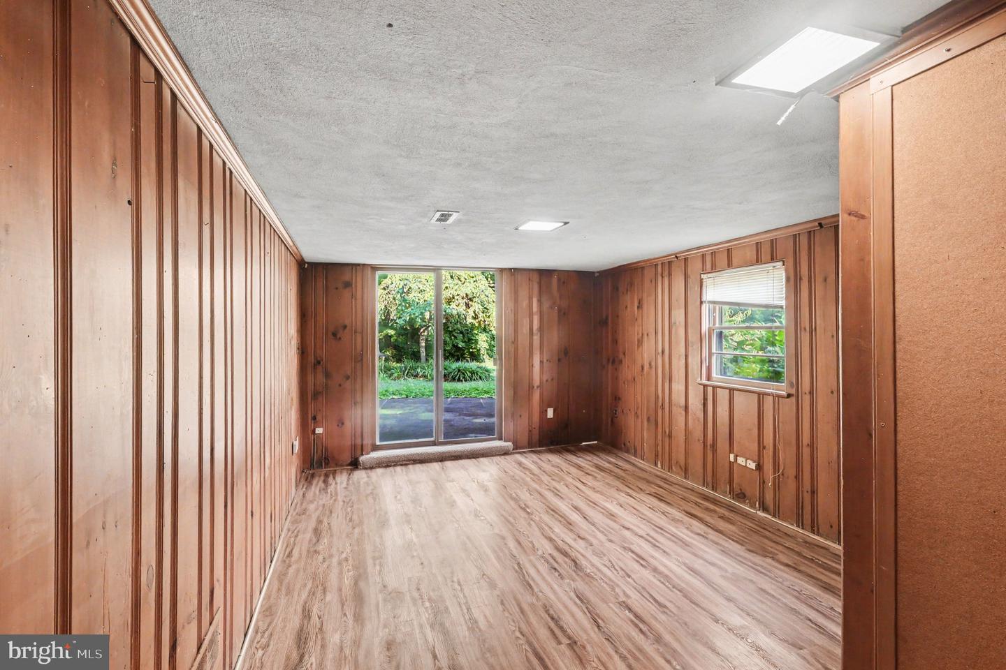 1202 Hillside Blvd Property Photo 33