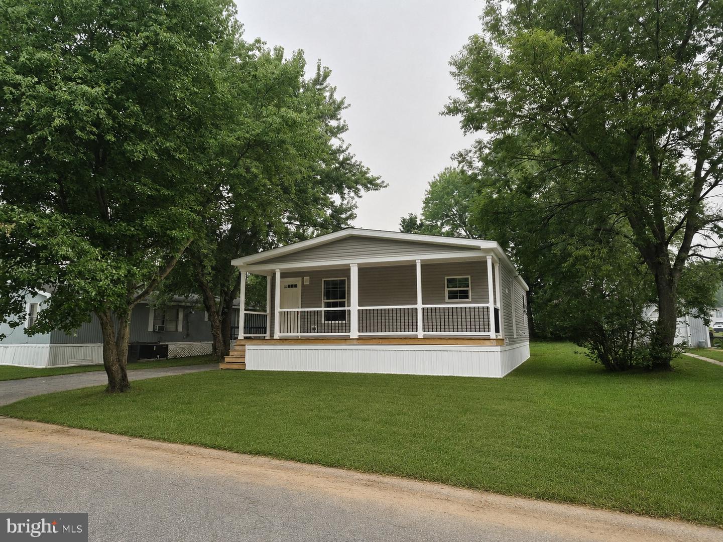 209 Aspen Cir Property Photo 1