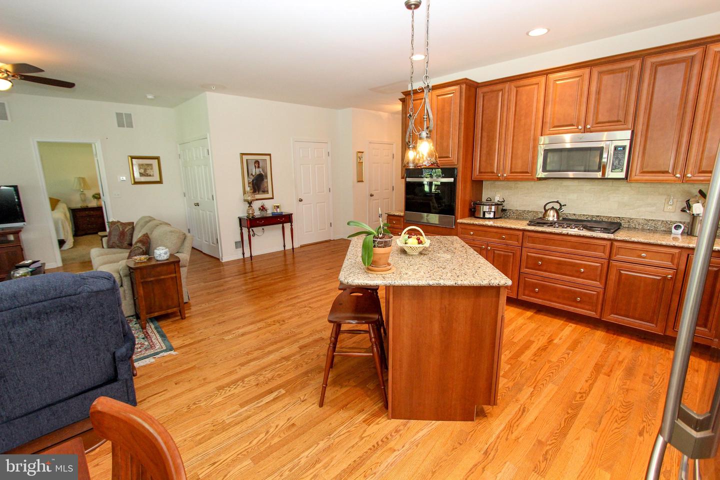10 Elm Ave Property Photo 9