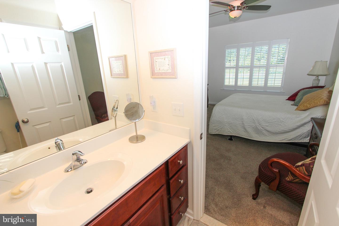 10 Elm Ave Property Photo 15